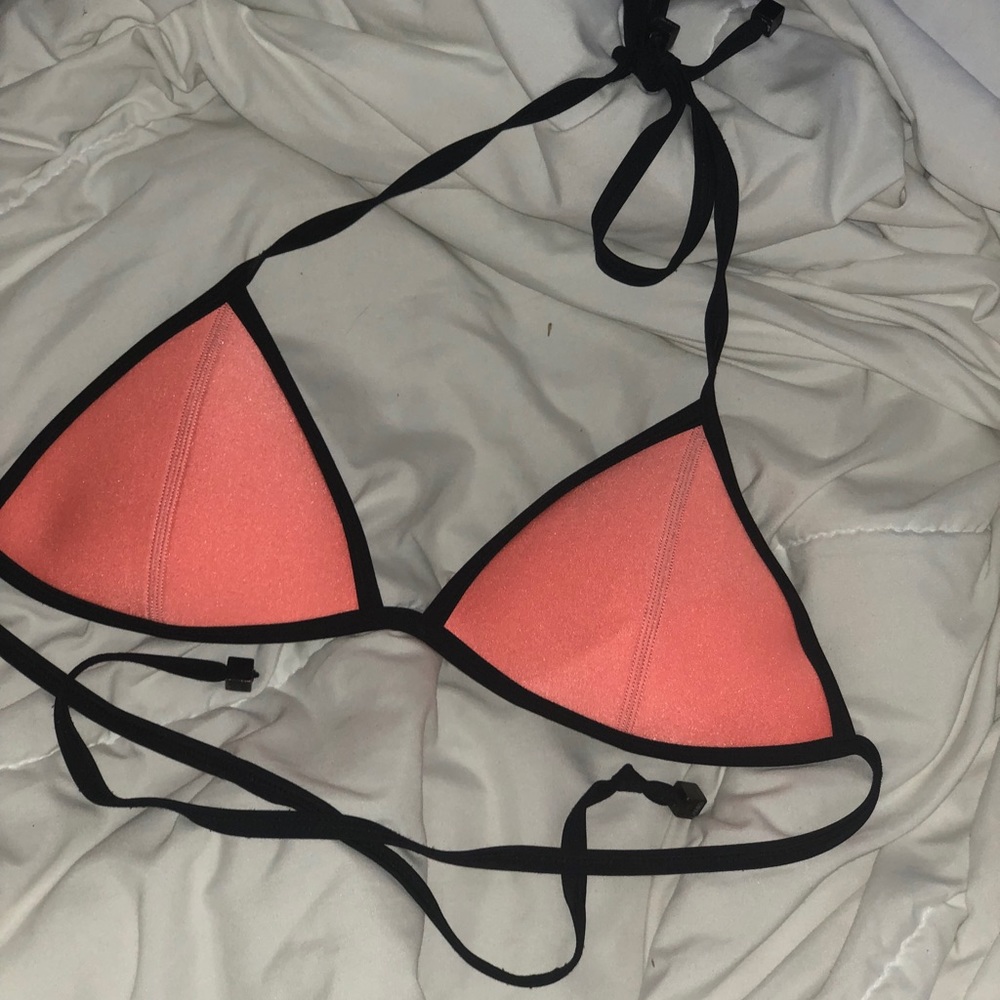 Triangl bathing suit top